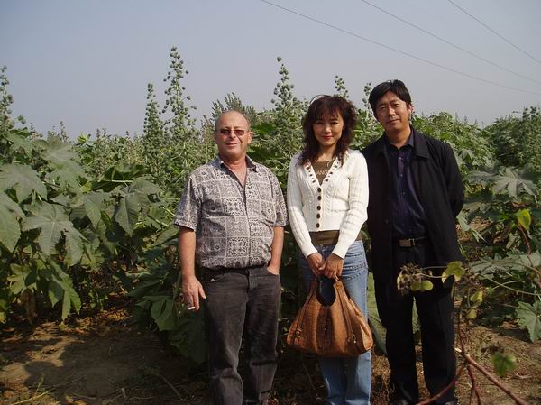 �Ͳ�ũ��Ժ�������ֹ��ҹ�������ҵר��ִ��ר���������о�Ա��ͬ��ɫ��ר��ERAN HOVEV����������Ůʿ�ι���Ժ�ı�����...